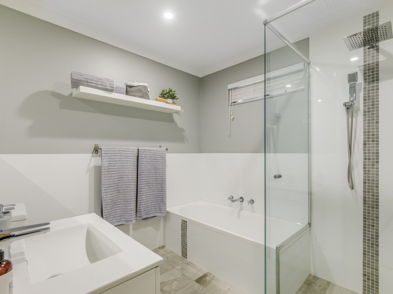 18 Meuller Way, Thornlie WA 6108