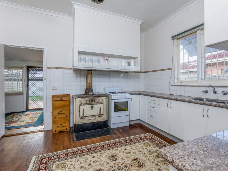 365 Sydenham Street, Belmont WA 6104