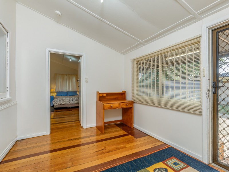 365 Sydenham Street, Belmont WA 6104