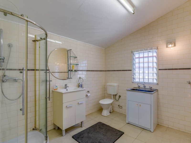 365 Sydenham Street, Belmont WA 6104