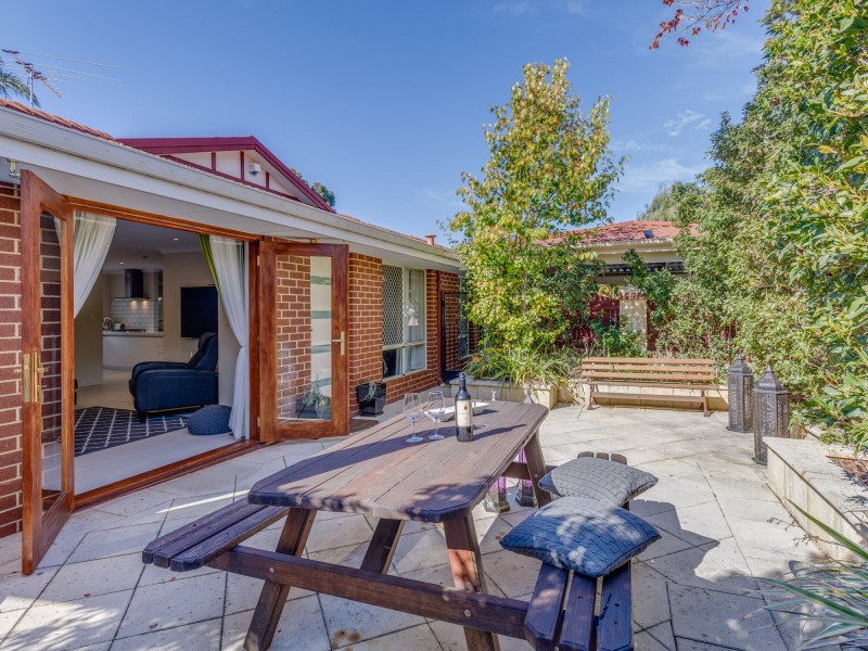 1/10 Norman Street, St James WA 6102