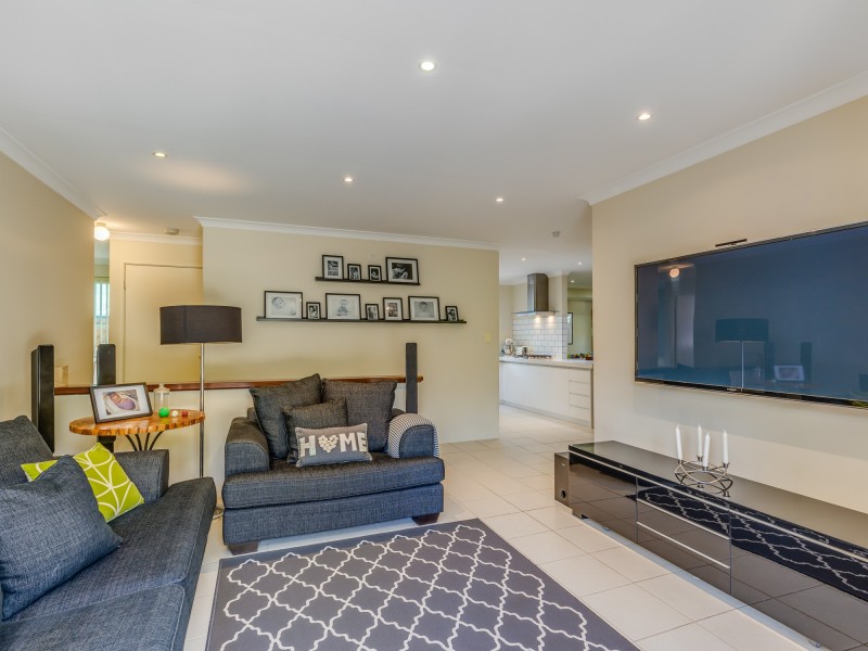 1/10 Norman Street, St James WA 6102