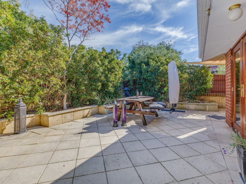 1/10 Norman Street, St James WA 6102