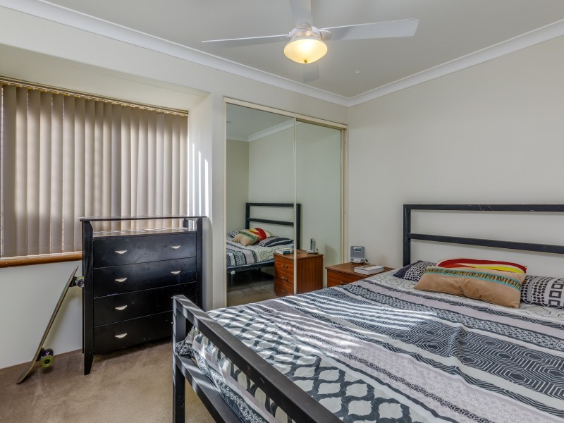11 Castlereagh Circle, Port Kennedy WA 6172