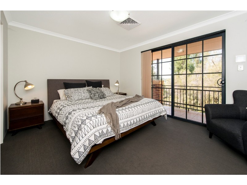 6/13 Hardy Road, Bassendean WA 6054