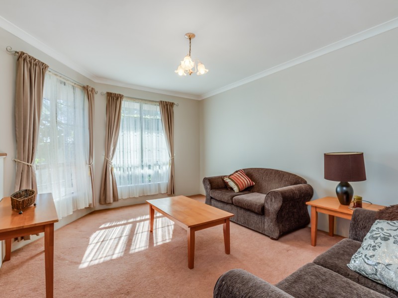 14 Goshawk Place, Huntingdale WA 6110