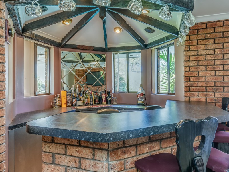 14 Goshawk Place, Huntingdale WA 6110