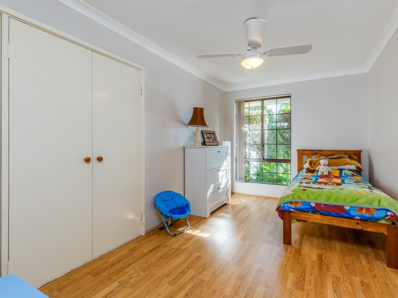 14 Goshawk Place, Huntingdale WA 6110