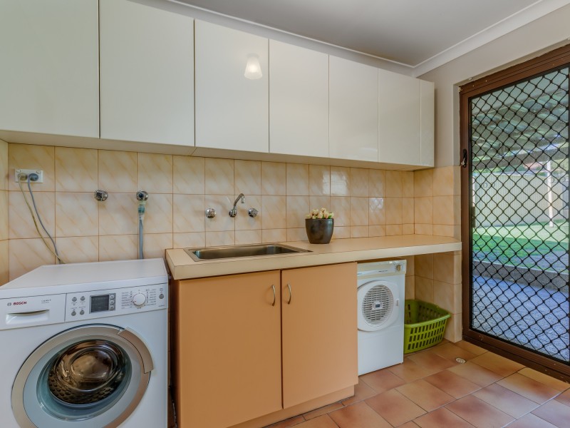 14 Goshawk Place, Huntingdale WA 6110