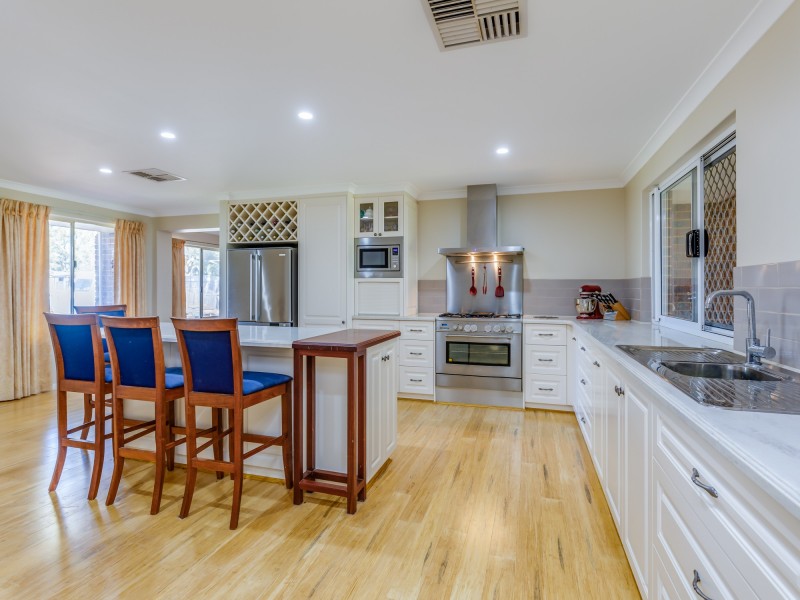 610 Leipold Road, Oldbury WA 6121