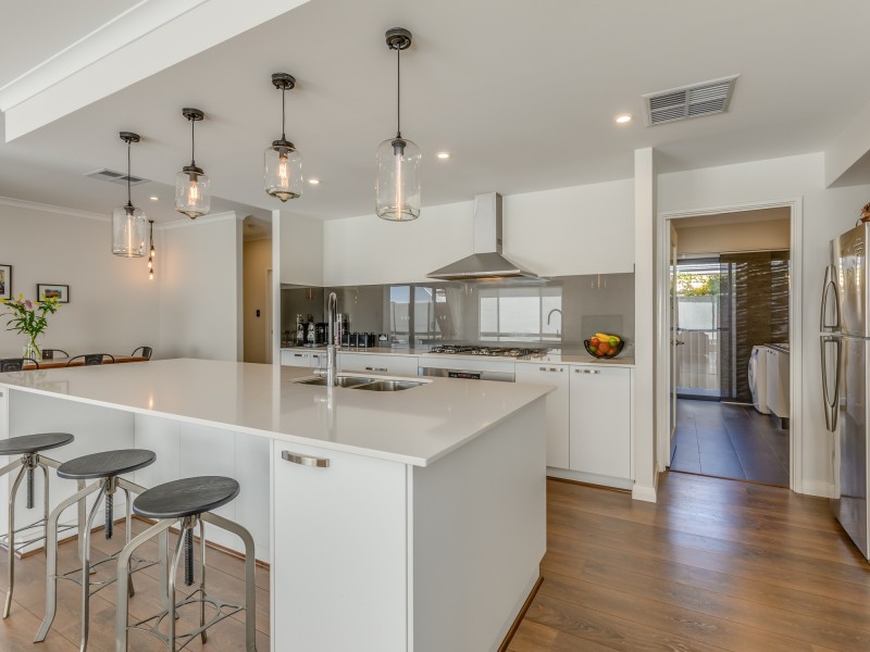 18 Binomial Way, Piara Waters WA 6112