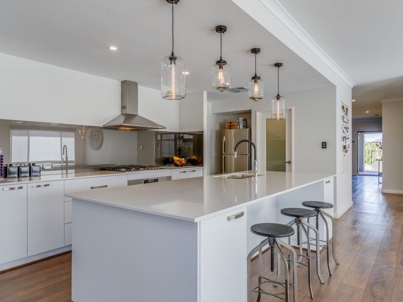 18 Binomial Way, Piara Waters WA 6112