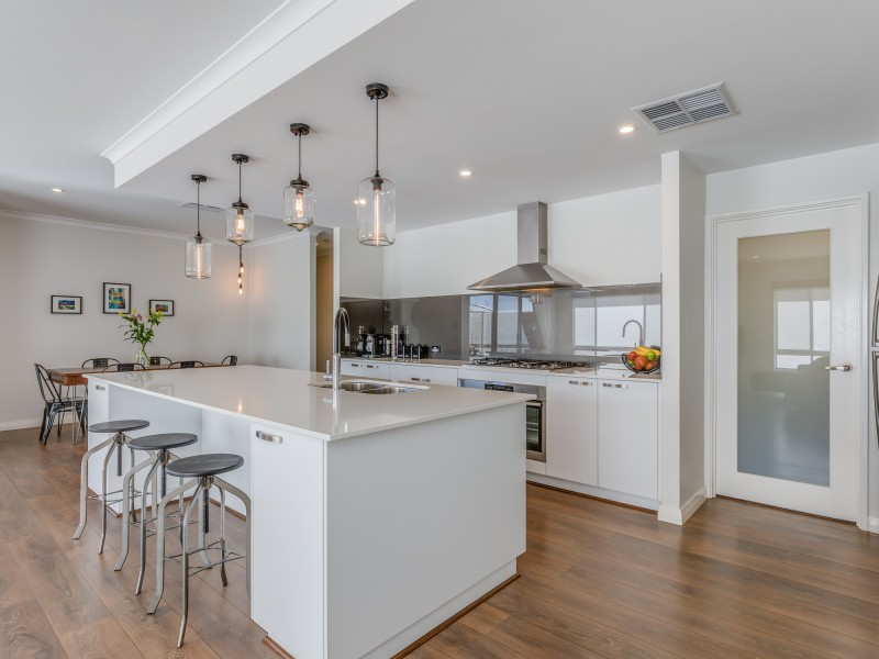 18 Binomial Way, Piara Waters WA 6112