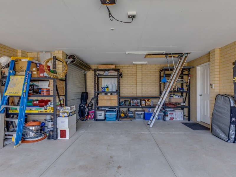 18 Binomial Way, Piara Waters WA 6112