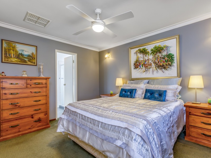 71 Vellgrove Avenue, Parkwood WA 6147