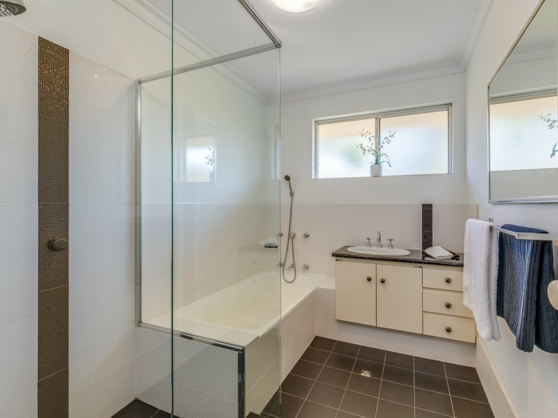 71 Vellgrove Avenue, Parkwood WA 6147