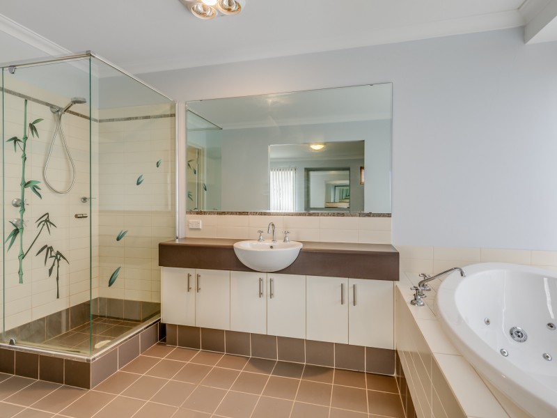 39 Normanby Bend, Success WA 6164