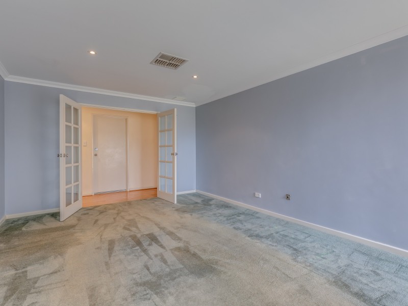 39 Normanby Bend, Success WA 6164