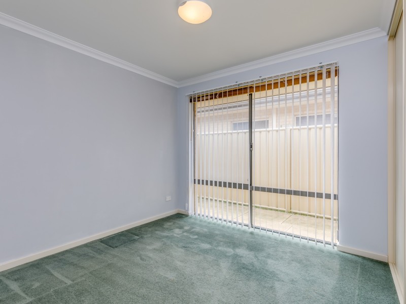 39 Normanby Bend, Success WA 6164