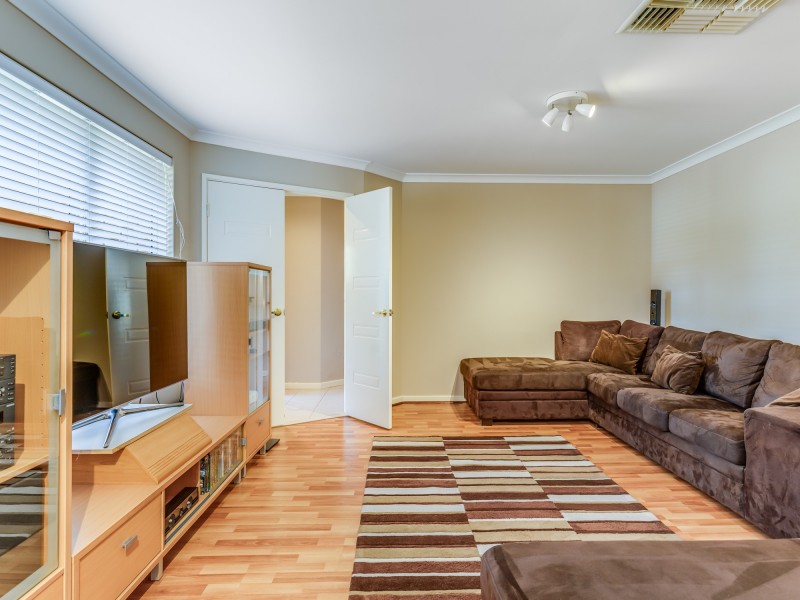 9 Myrtle Court, Thornlie WA 6108