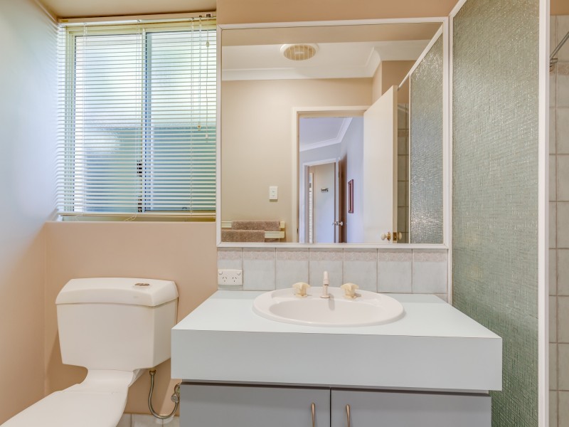 9 Myrtle Court, Thornlie WA 6108