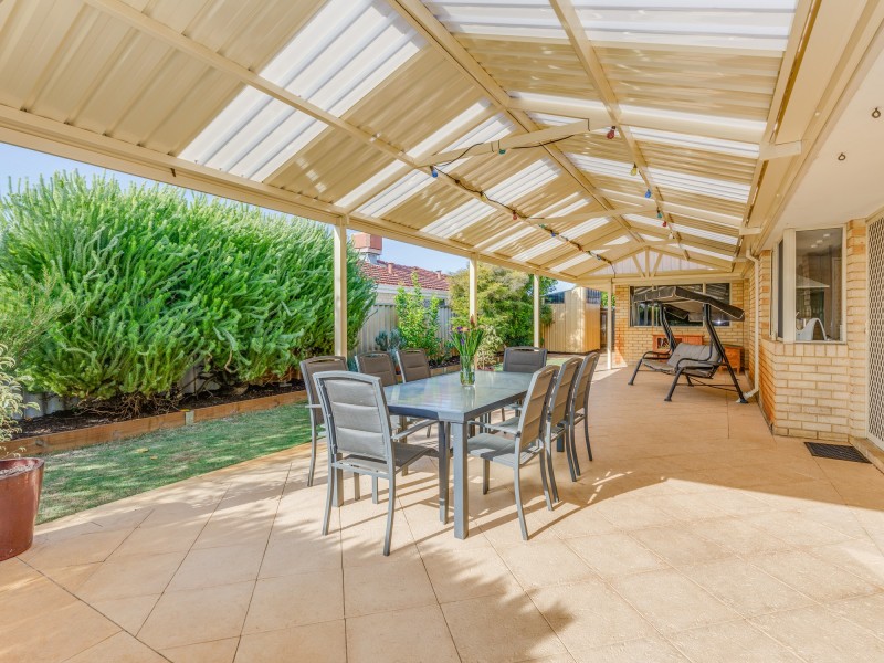 9 Myrtle Court, Thornlie WA 6108