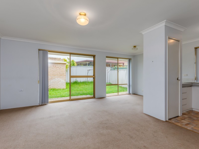 16/98 Simpson Avenue, Rockingham WA 6168