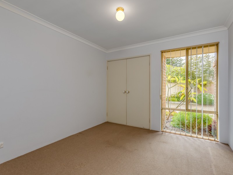 16/98 Simpson Avenue, Rockingham WA 6168