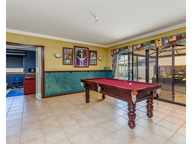 6 Grafton Court, Canning Vale WA 6155