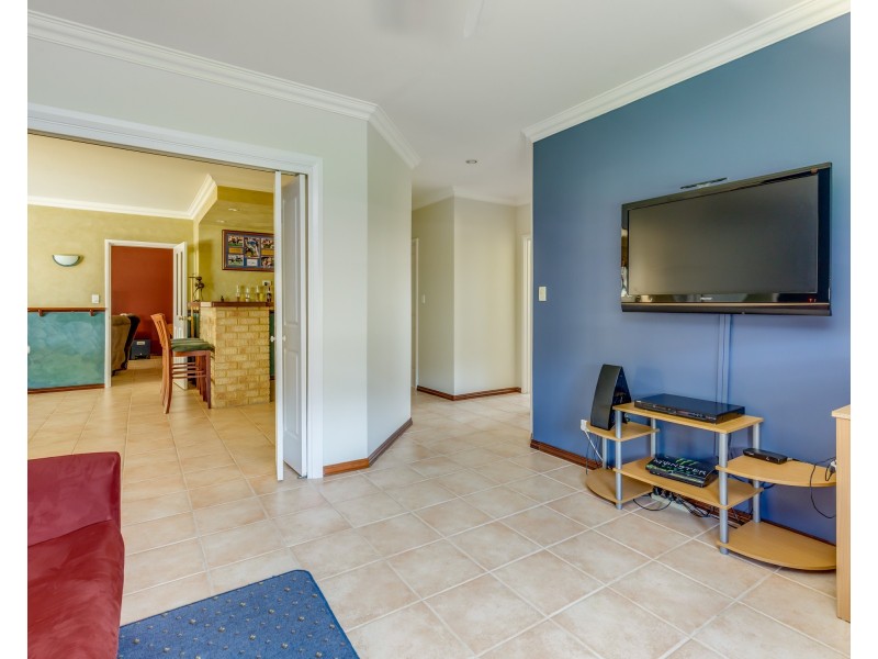 6 Grafton Court, Canning Vale WA 6155