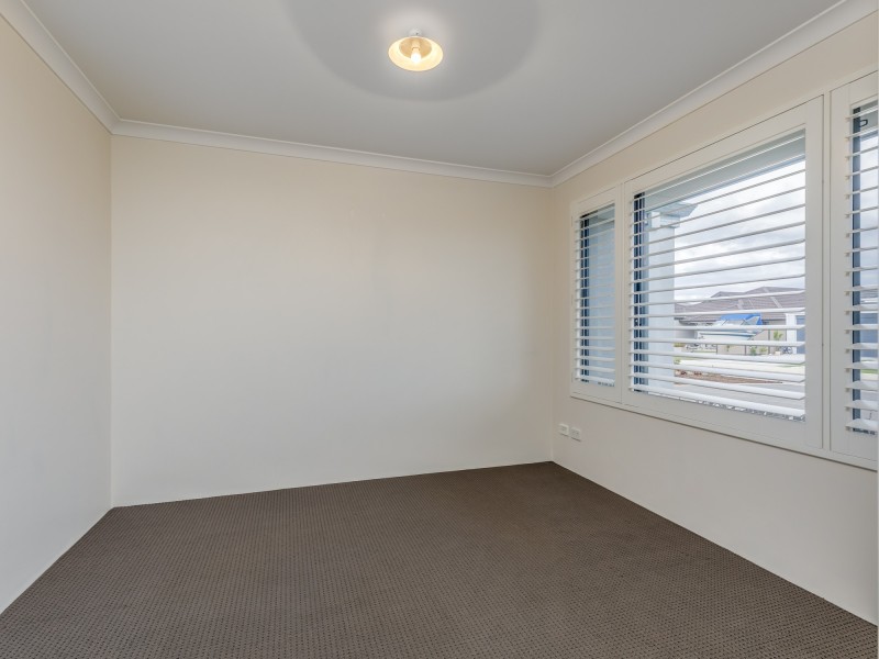 12 Aleria Way, Piara Waters WA 6112