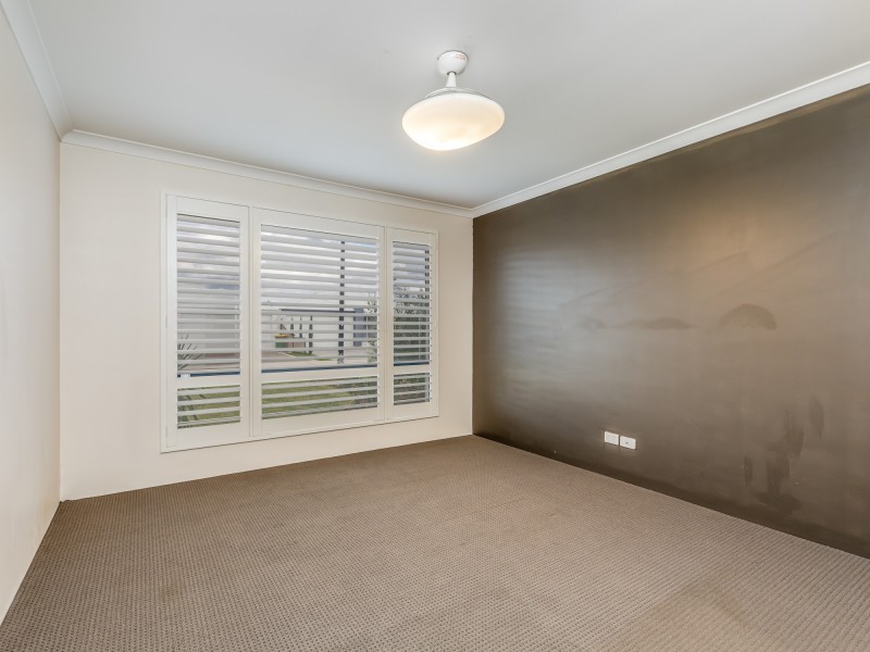 12 Aleria Way, Piara Waters WA 6112