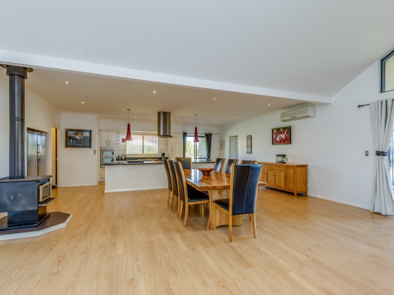 23 Holstein Court, Oakford WA 6121