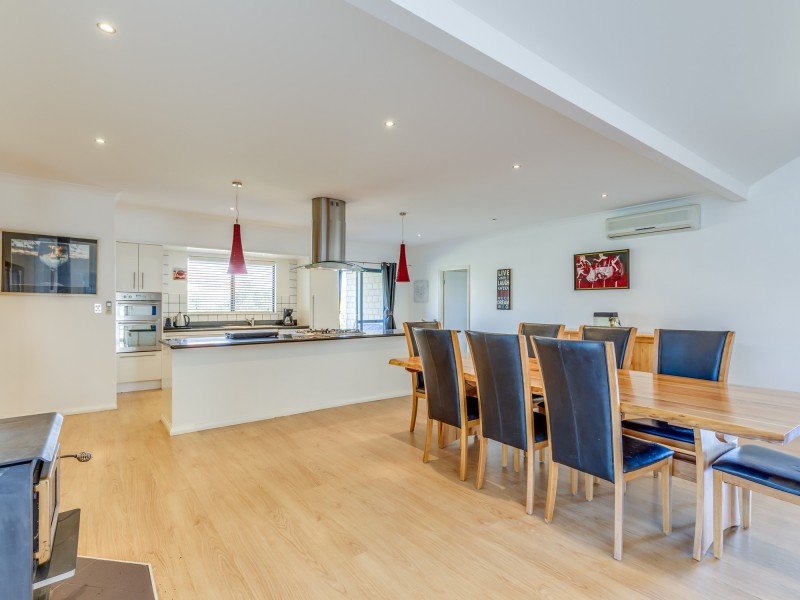 23 Holstein Court, Oakford WA 6121