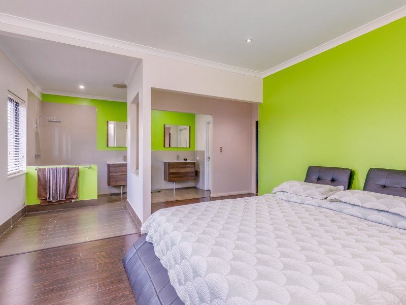 23 Holstein Court, Oakford WA 6121