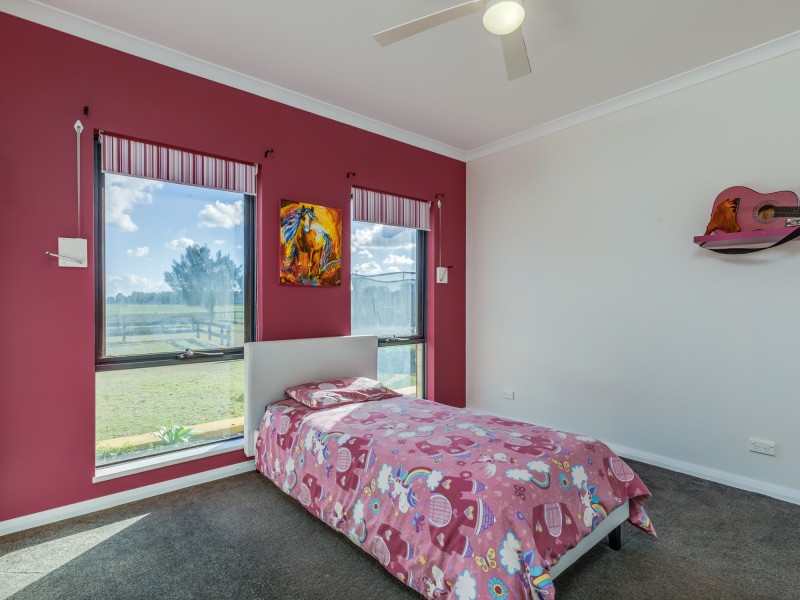 23 Holstein Court, Oakford WA 6121