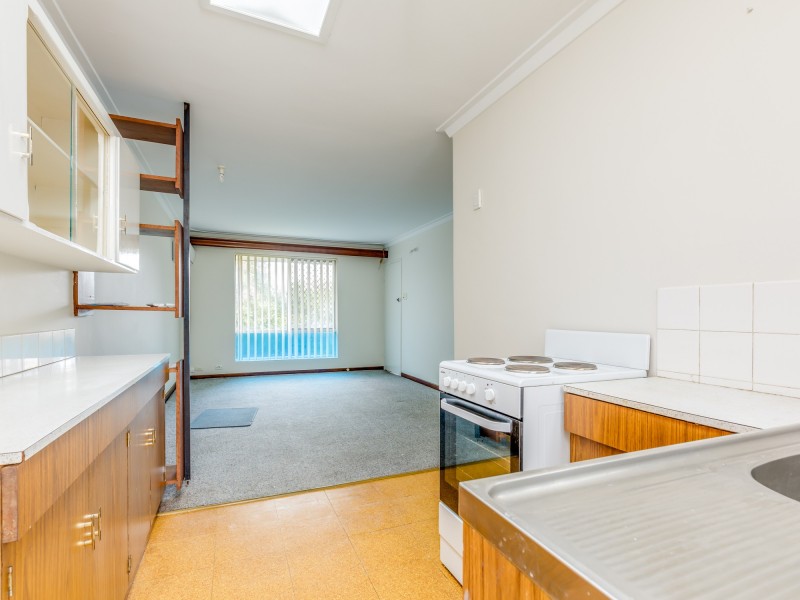 63/20 Ellerby Street, Glendalough WA 6016