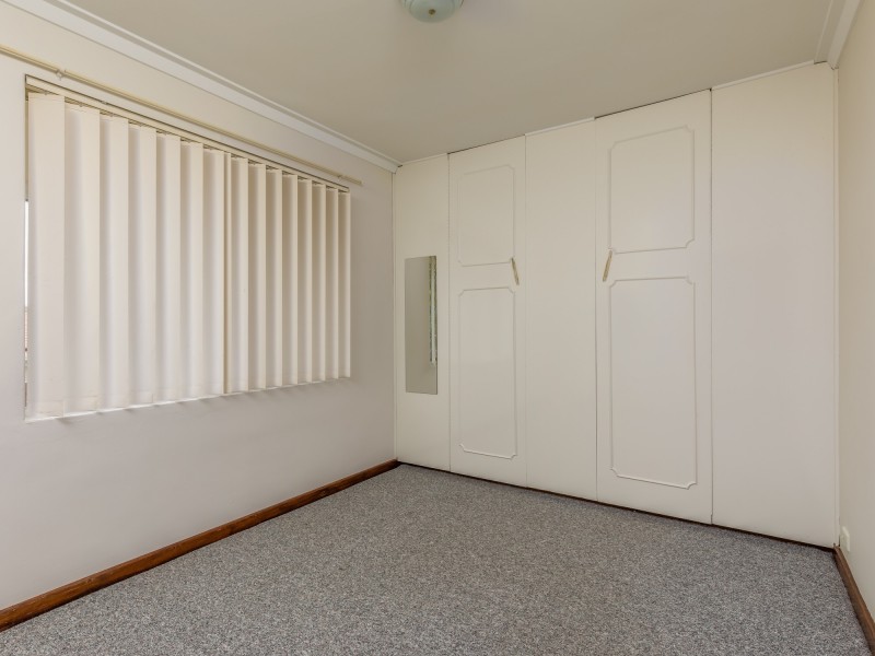 63/20 Ellerby Street, Glendalough WA 6016