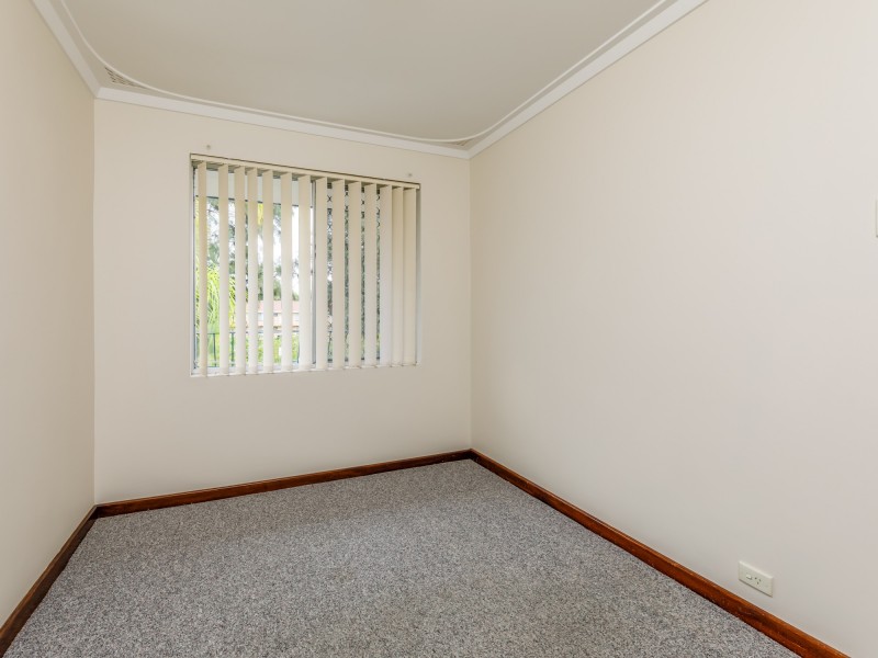 63/20 Ellerby Street, Glendalough WA 6016