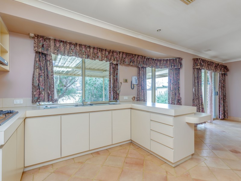 3 Honeyeater Glade, Huntingdale WA 6110