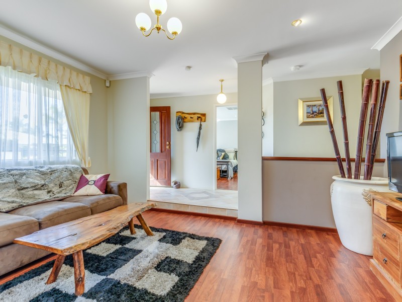 4 Irma Close, Huntingdale WA 6110