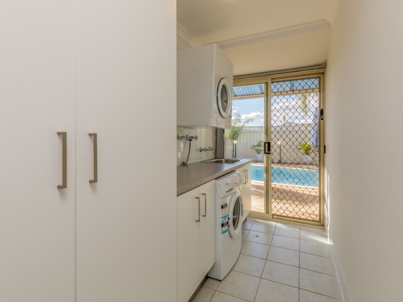 7 Brushbox Way, Huntingdale WA 6110