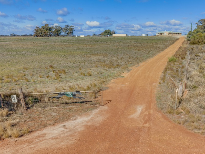 1506 Dale Kokeby Road, Beverley WA 6304