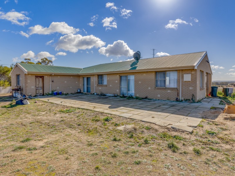 1506 Dale Kokeby Road, Beverley WA 6304