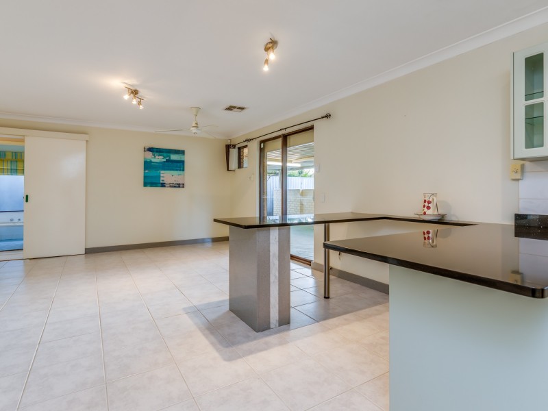 40 Hargrave Drive, Thornlie WA 6108