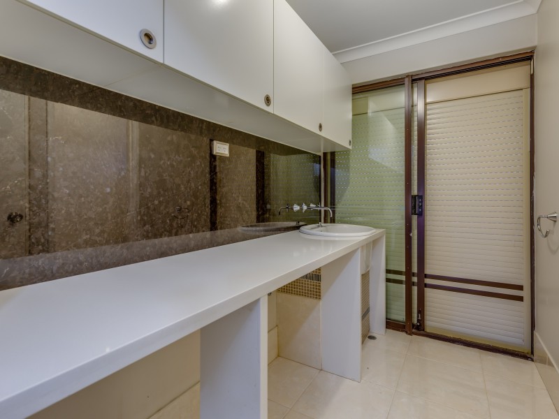 40 Hargrave Drive, Thornlie WA 6108