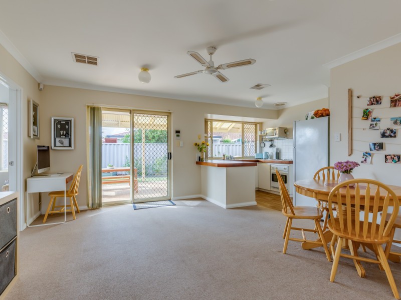 2/23 Leatherwood Way, Huntingdale WA 6110