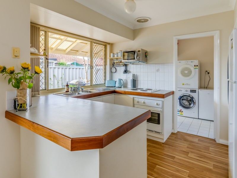 2/23 Leatherwood Way, Huntingdale WA 6110