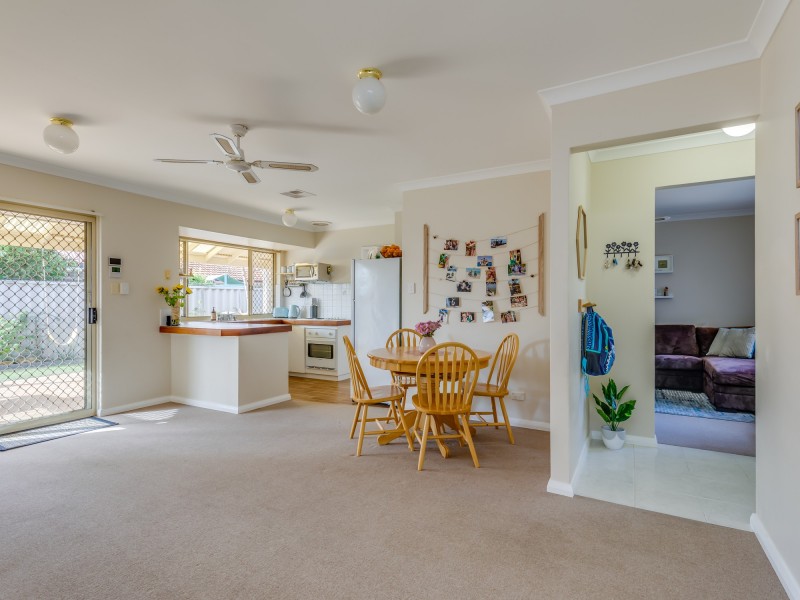 2/23 Leatherwood Way, Huntingdale WA 6110