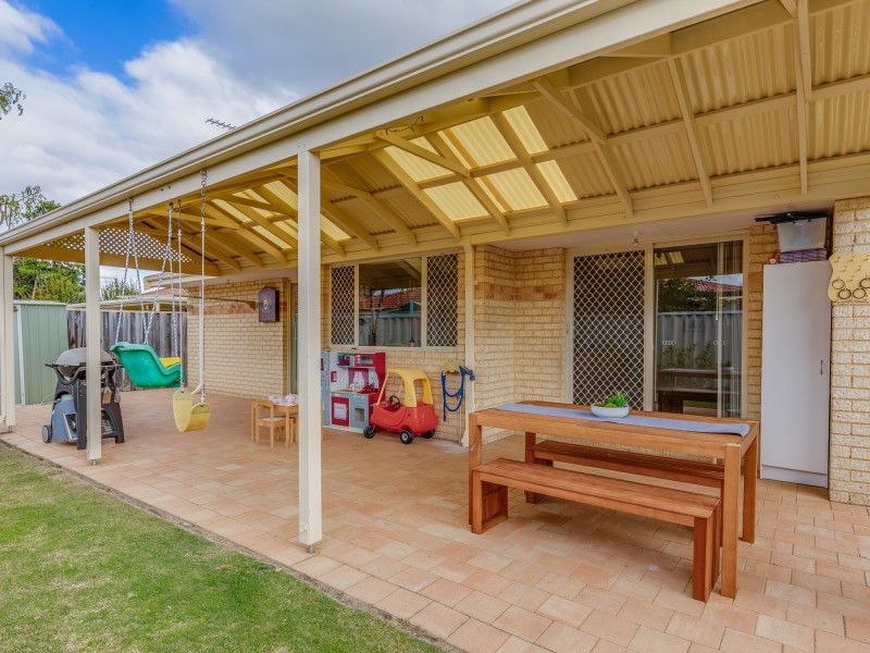 2/23 Leatherwood Way, Huntingdale WA 6110